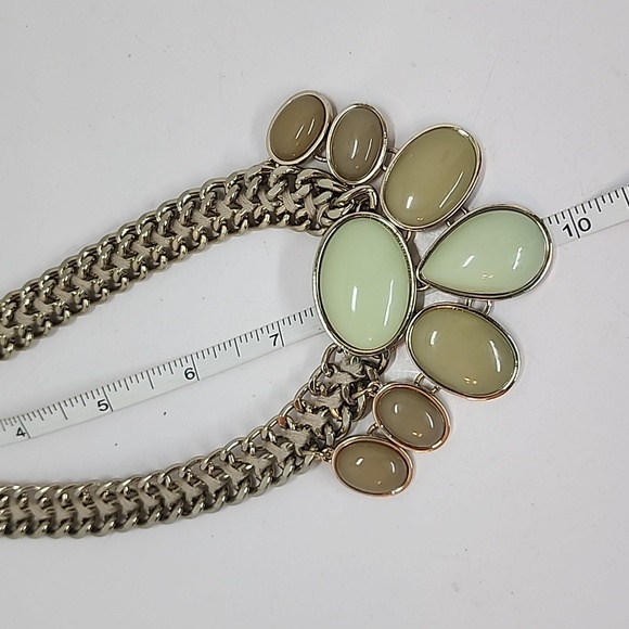 Chain Ribbon Cabochon Light Green Statement Necklace - Picture 5 of 9